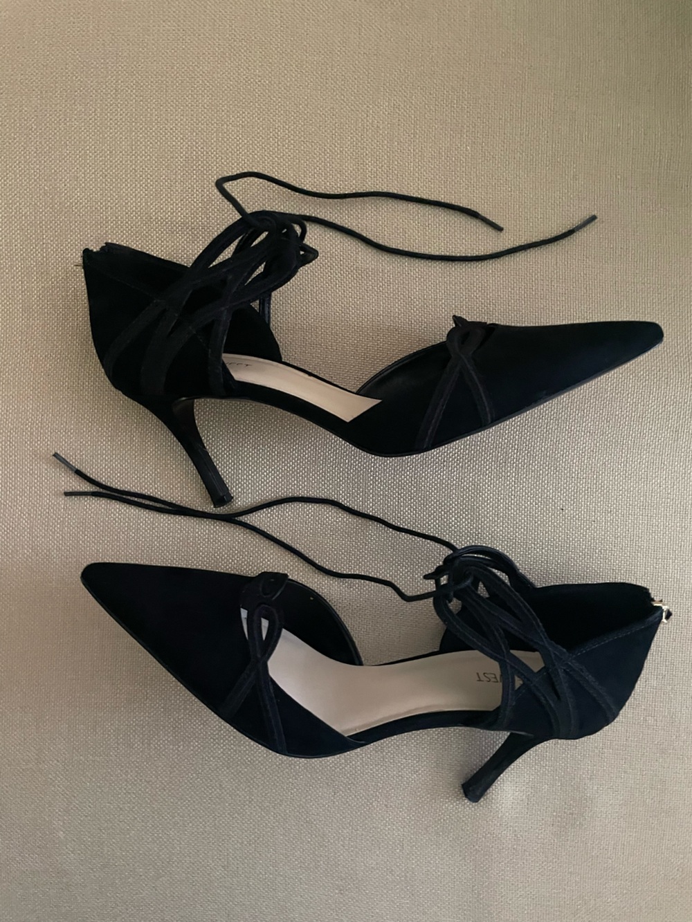Nine West Black Suede Lace-Up Heels w Ankle Ties Pointed-Toe and Zippers Size 9